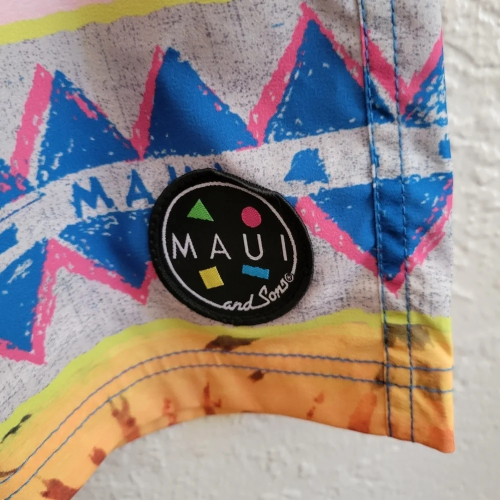 Maui and Sons Board Shorts Size 32